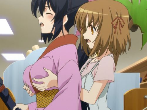 アニメの巨乳ヒロインさん、公衆の面前で胸を揉みしだかれてイってしまうのトップ画像