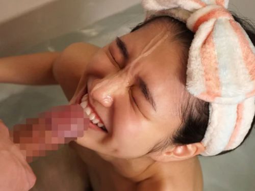 【倉本すみれ】シャワー借りるだけと後輩女子社員お部屋にお邪魔してすっぴん美少女顔に顔射して剛毛の割れ目に浮気挿入！