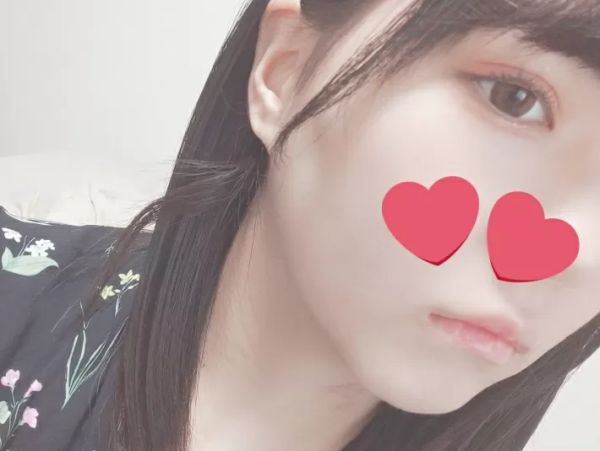 <span class="title">【個人撮影】動画あり！カラダが綺麗すぎるメンヘラ美人のお嬢さんがSNSで自撮りヌード公開！</span>