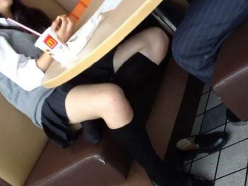 【盗撮】マック手お食